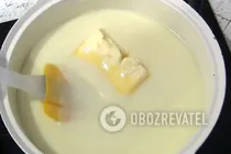 Бісквітний торт з вишнею і заварним кремом - Крок 5 Бісквітний торт з вишнею і заварним кремом - Крок 5