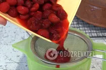 Бісквітний торт з вишнею і заварним кремом - Крок 7 Бісквітний торт з вишнею і заварним кремом - Крок 7