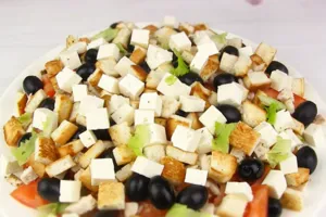 Греческий салат с курицей - пошаговый рецепт Греческий салат с курицей - пошаговый рецепт