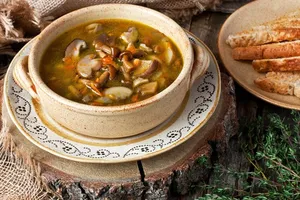 Суп с грибами - пошаговый рецепт Суп с грибами - пошаговый рецепт