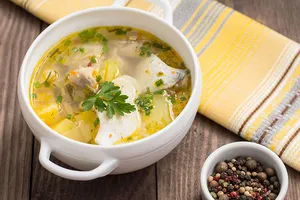 Уха из карася - пошаговый рецепт Уха из карася - пошаговый рецепт