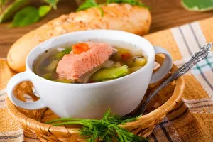 Уха из форели - пошаговый рецепт Уха из форели - пошаговый рецепт