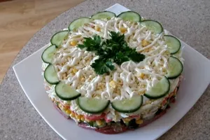 Салат шаровий - покроковий рецепт Салат шаровий - покроковий рецепт