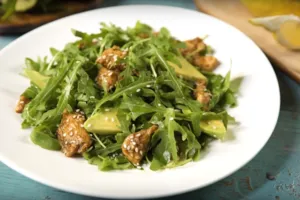 Салат с рукколой и курицей - пошаговый рецепт Салат с рукколой и курицей - пошаговый рецепт