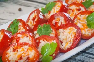 Перец фаршированный капустой - пошаговый рецепт Перец фаршированный капустой - пошаговый рецепт