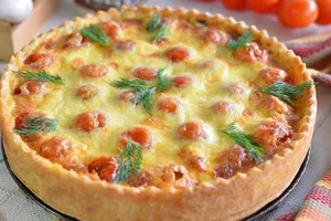 Кіш з куркою і грибами - покроковий рецепт Кіш з куркою і грибами - покроковий рецепт