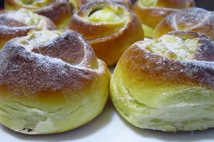 Булочки с творогом - пошаговый рецепт Булочки с творогом - пошаговый рецепт