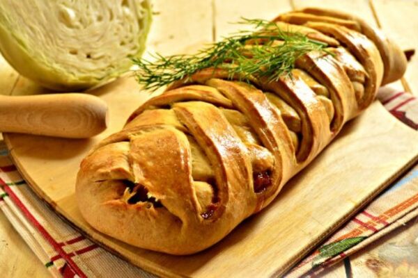 Кулебяка с капустой