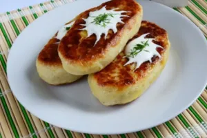 Картофельные оладьи - пошаговый рецепт Картофельные оладьи - пошаговый рецепт