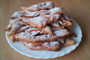 Хворост - пошаговый рецепт Хворост - пошаговый рецепт