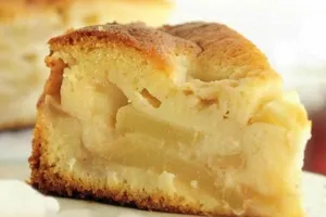 Шарлотка в мультиварке - пошаговый рецепт Шарлотка в мультиварке - пошаговый рецепт