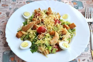 Цезарь с пекинской капустой - пошаговый рецепт Цезарь с пекинской капустой - пошаговый рецепт