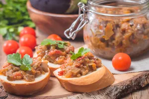 Икра баклажанная сырая - пошаговый рецепт Икра баклажанная сырая - пошаговый рецепт