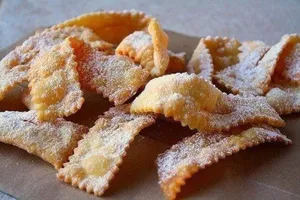 Хворост на молоке - пошаговый рецепт Хворост на молоке - пошаговый рецепт