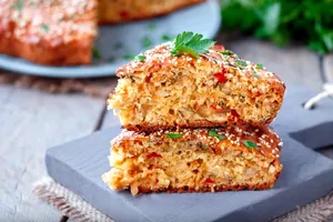 Шарлотка с капустой - пошаговый рецепт Шарлотка с капустой - пошаговый рецепт