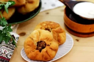Беляши с мясом - пошаговый рецепт Беляши с мясом - пошаговый рецепт