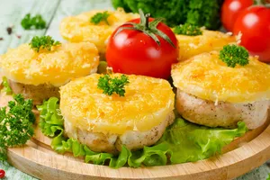 Мясо по-французски с ананасом - пошаговый рецепт Мясо по-французски с ананасом - пошаговый рецепт