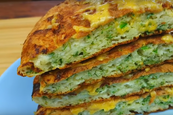 Миттєвий сирний сніданок