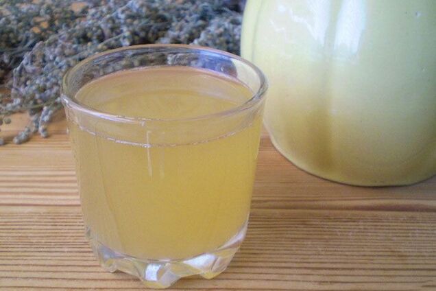 Классический квас на сухарях и дрожжах