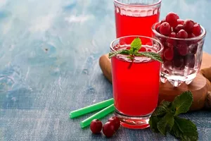 Клюквенный морс с мятой - пошаговый рецепт Клюквенный морс с мятой - пошаговый рецепт