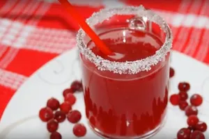 Прозрачный кисель из клюквы - пошаговый рецепт Прозрачный кисель из клюквы - пошаговый рецепт