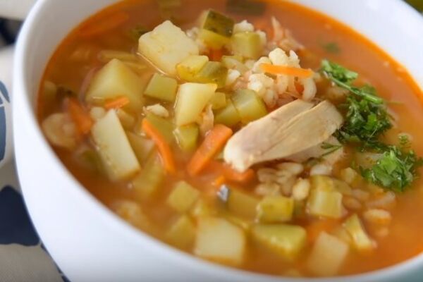 Розсольник із перетертими томатами