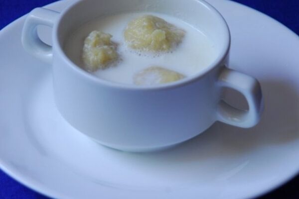 Молочный суп с картофельными шариками