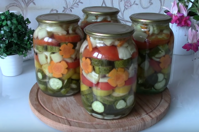 Овощной салат ''Лето в банке''
