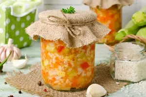Салат з рисом на зиму - покроковий рецепт Салат з рисом на зиму - покроковий рецепт
