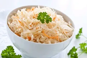 Квашеная капуста в собственном соку - пошаговый рецепт Квашеная капуста в собственном соку - пошаговый рецепт