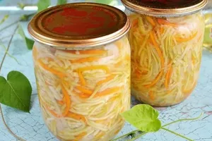 Салат із кабачків із овочами та оцтом - покроковий рецепт Салат із кабачків із овочами та оцтом - покроковий рецепт