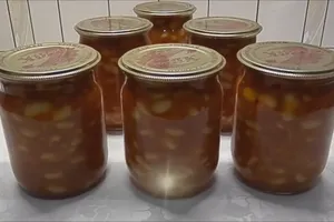 Овочевий салат із квасолею - покроковий рецепт Овочевий салат із квасолею - покроковий рецепт