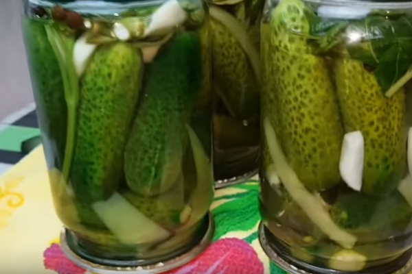 Маринованные корнишоны