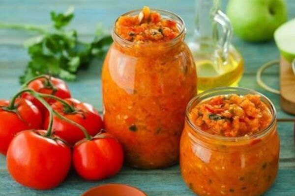 Салат з рисом і перетертими томатами