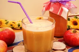 Яблочный сок с мякотью - пошаговый рецепт Яблочный сок с мякотью - пошаговый рецепт