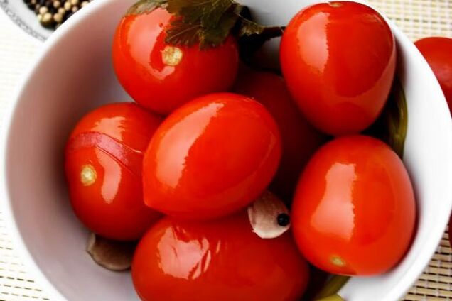 Правильні квашені помідори