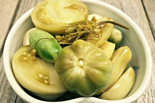 Зеленые помидоры с медом и горчицей