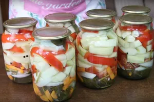 Маринованные кабачки с помидорами - пошаговый рецепт Маринованные кабачки с помидорами - пошаговый рецепт