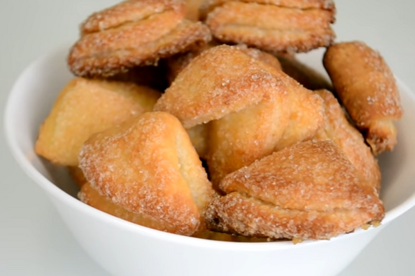 Швидкі сирні вушка