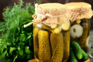 Мариновані огірки в гірчичному маринаді - покроковий рецепт Мариновані огірки в гірчичному маринаді - покроковий рецепт