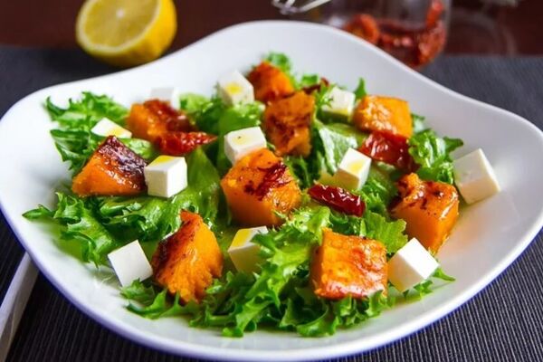 Овочевий салат із гарбузом