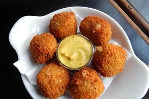 Крокеты из курицы - пошаговый рецепт Крокеты из курицы - пошаговый рецепт