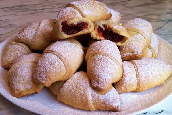 Рогалики с повидлом