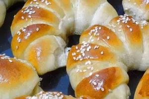 Рогалики на дрожжах - пошаговый рецепт Рогалики на дрожжах - пошаговый рецепт