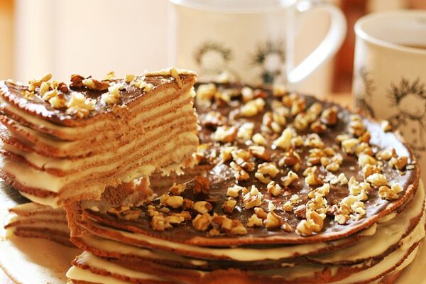 Торт ''Спартак'' із заварним кремом