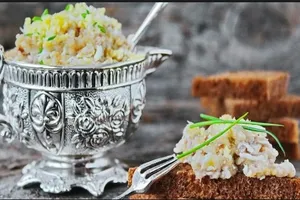 Форшмак с плавленым сыром - пошаговый рецепт Форшмак с плавленым сыром - пошаговый рецепт