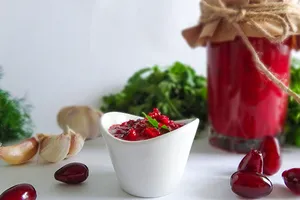 Соус із кизилу - покроковий рецепт Соус із кизилу - покроковий рецепт