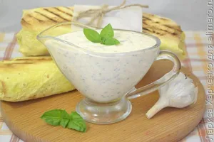 Чесночный соус для шаурмы - пошаговый рецепт Чесночный соус для шаурмы - пошаговый рецепт