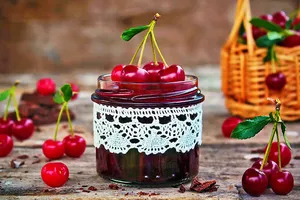 Вишневий соус до м'яса на зиму - покроковий рецепт Вишневий соус до м'яса на зиму - покроковий рецепт