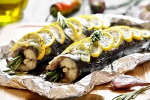 Скумбрия запеченная в фольге - пошаговый рецепт Скумбрия запеченная в фольге - пошаговый рецепт